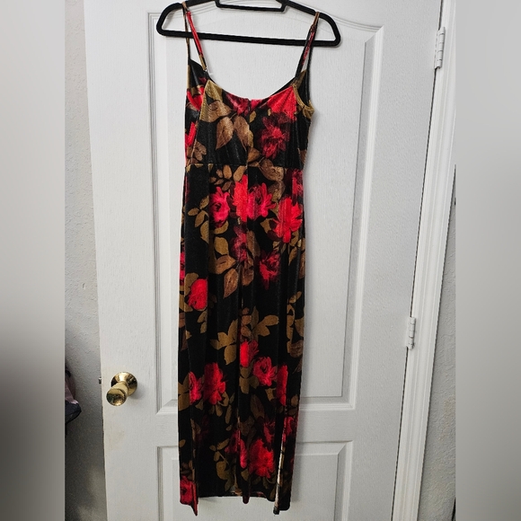 NWT Taylor Women's Floral Velvet Spaghetti Strap Slip Midi Dress SZ 4 - Picture 6 of 10